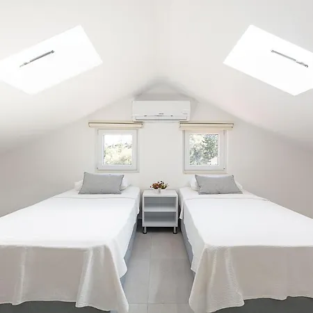 La Moda Aparts 4* 카스