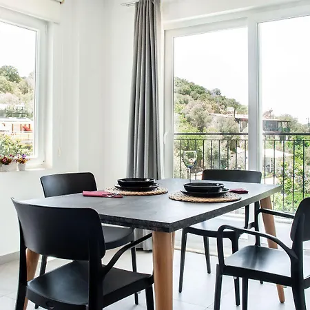 La Moda Aparts 카스